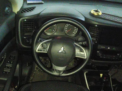 Mitsubishi Outlander 2020, 38200 км, за 61620.29 CNY - фото 11
