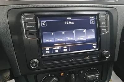 Volkswagen Santana 2016, 68500 км, за 47674.16 CNY - фото 15