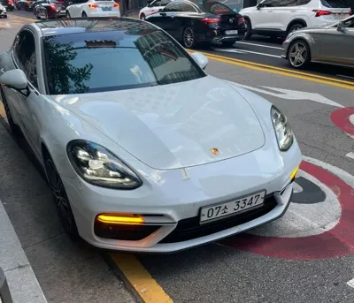 Porsche Panamera · 2018 год