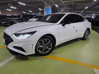 Hyundai Sonata 2022, 35000 км, за 20290000 KRW - фото 2