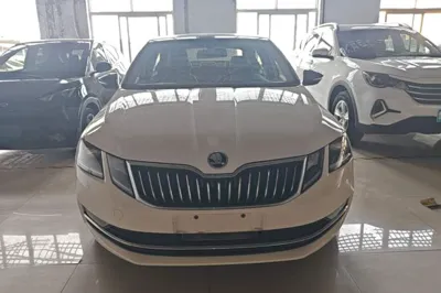 Skoda Octavia 2019, 64700 км, за 57721.56 CNY