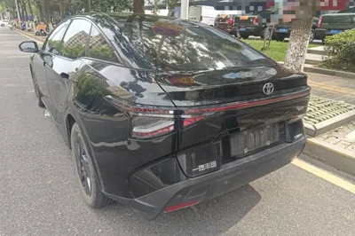 Toyota bZ3 2023, 27900 км, за 86352.52 CNY