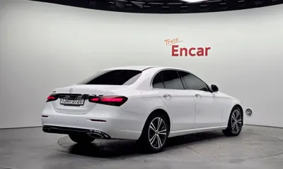 Mercedes-Benz E-Class 2022, 37123 км, за 38000000 KRW