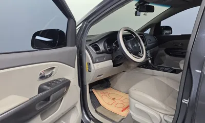Kia Canival 2017, 118872 км, за 10990000 KRW - фото 10