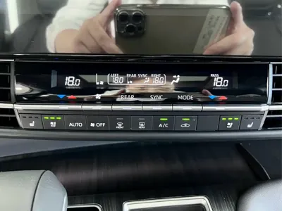 Toyota Sienna 2025, 10000 км, за 280300 CNY - фото 18