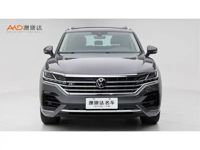Volkswagen Touareg 2021, 71000 км, за 243000 CNY