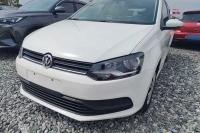 Volkswagen Polo · 2014 год