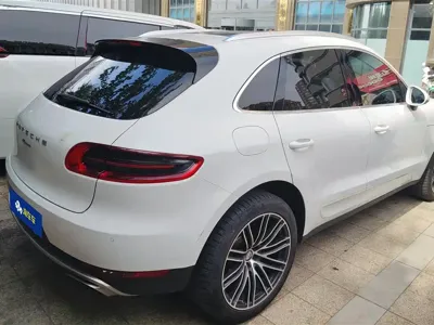 Porsche Macan 2016, 76000 км, за 109000 CNY
