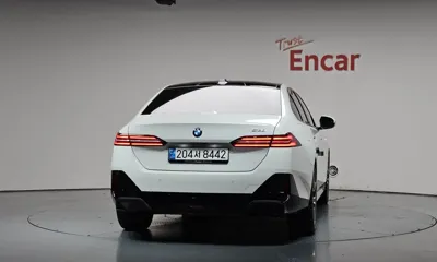 BMW 5-Series 2024, 39135 км, за 54600000 KRW - фото 4