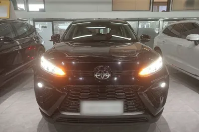 Toyota Wildlander 2021, 30500 км, за 118304.69 CNY