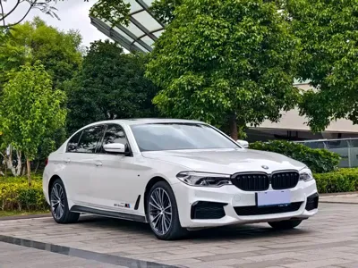 BMW 5 Series 2020, 107000 км, за 179800 CNY - фото 3