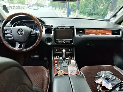 Volkswagen Touareg 2013, 130000 км, за 59800 CNY - фото 7