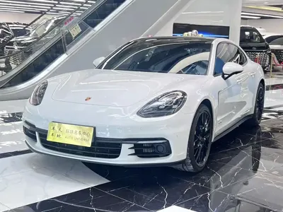 Porsche Panamera Hybrid · 2021 год