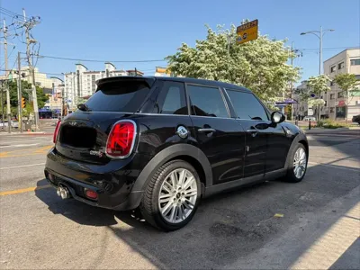MINI Cooper 2017, 81100 км, за 16000000 KRW - фото 6