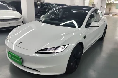Tesla Model 3 2025, 100 км, за 249363.11 CNY - фото 1