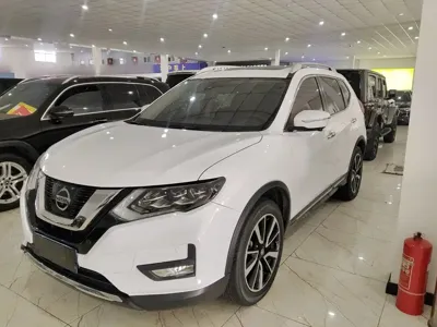 Nissan X-Trail · 2020 год