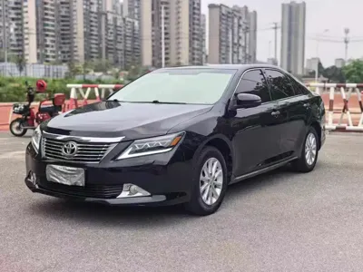 Toyota Camry · 2012 год