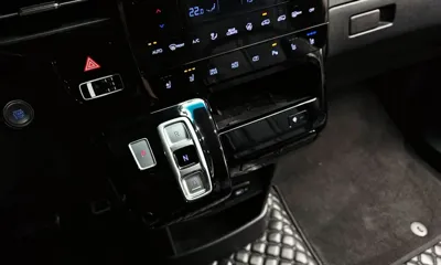 Hyundai Staria 2022, 55997 км, за 29200000 KRW - фото 9