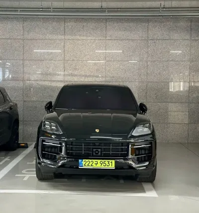 Porsche Cayenne 2025, 14270 км, за 157000000 KRW - фото 3