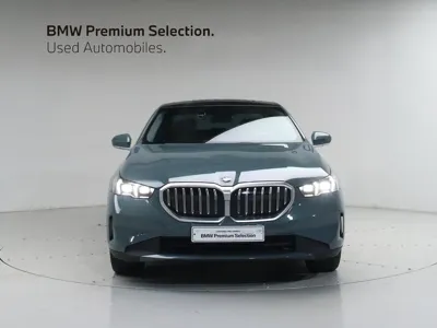 BMW 5-Series 2025, 5585 км, за 51000000 KRW