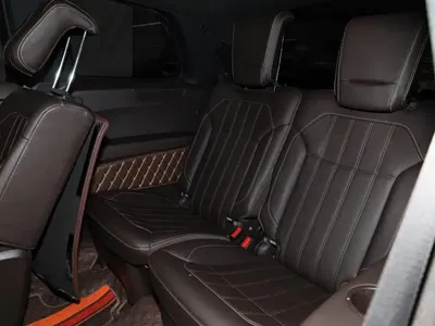 Mercedes-Benz GLS 2018, 44000 км, за 388000 CNY - фото 24