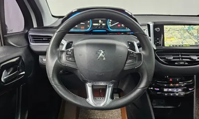 Peugeot 208 2016, 48344 км, за 5900000 KRW - фото 13