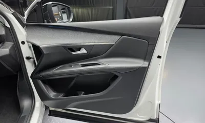 Peugeot 3008 2019, 135326 км, за 13300000 KRW - фото 25