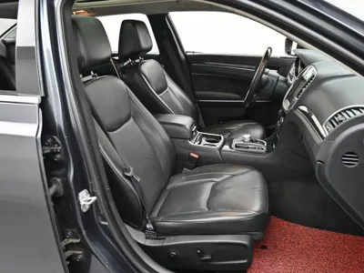 Chrysler 300C 2016, 65128 км, за 9800000 KRW - фото 11