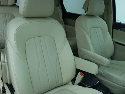 Buick GL8 Hybrid 2025, 28900 км, за 236800 CNY - фото 10