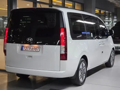 Hyundai Staria 2025, 16400 км, за 36990000 KRW