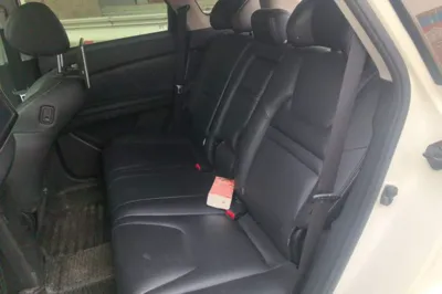 Luxgen U6 SUV 2015, 53900 км, за 20451.91 CNY - фото 18