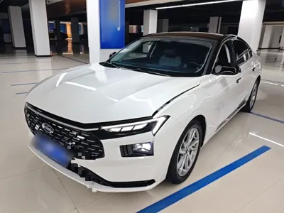 Ford Mondeo · 2022 год