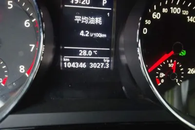 Volkswagen Sagitar 2018, 104300 км, за 46072.77 CNY - фото 12