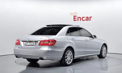 Mercedes-Benz E-Class 2012, 107551 км, за 9600000 KRW - фото 2