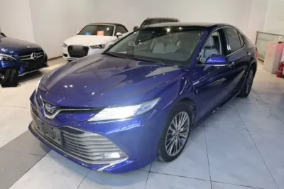 Toyota Camry · 2019 год