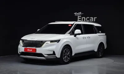 Kia Canival · 2023 год