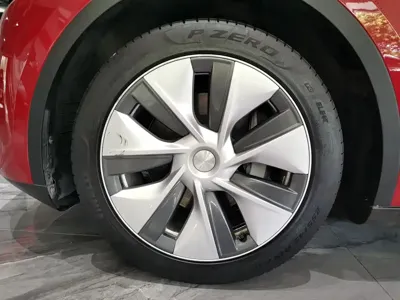 Tesla Model Y 2022, 61800 км, за 155800 CNY - фото 31