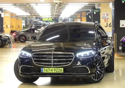 Mercedes-Benz S-Class 2023, 27973 км, за 131000000 KRW - фото 1