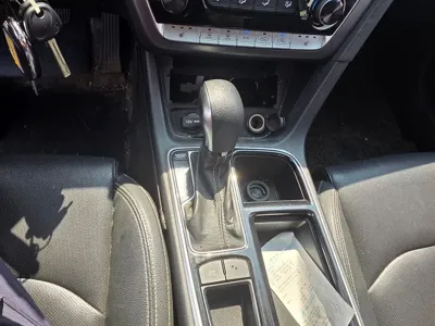 Hyundai Sonata 2019, 283000 км, за 2700000 KRW - фото 12