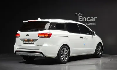 Kia Canival 2017, 96033 км, за 18000000 KRW
