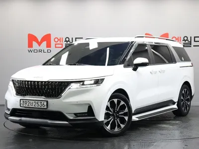 Kia Canival · 2023 год