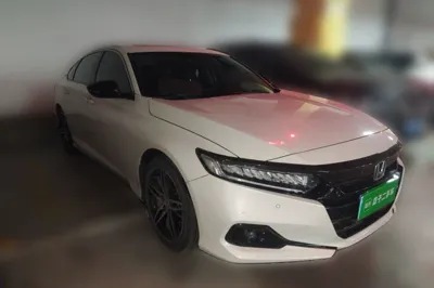 Honda Accord 2022, 34000 км, за 128134.92 CNY - фото 3