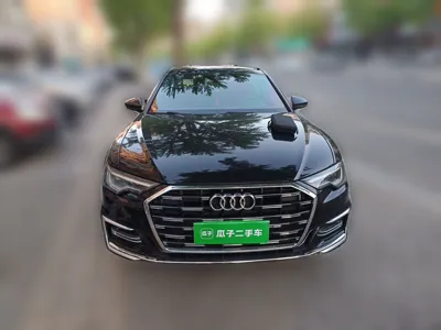 Audi A6L 2020, 112600 км, за 179339.2 CNY - фото 2
