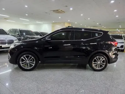 Hyundai Santafe 2017, 126369 км, за 10500000 KRW