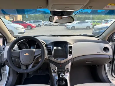 Chevrolet Cruze 2016, 120000 км, за 12800 CNY - фото 6