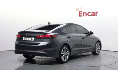 Hyundai Avante 2018, 128704 км, за 7990000 KRW