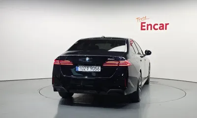 BMW 5-Series 2024, 33950 км, за 55700000 KRW