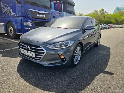 Hyundai Avante · 2018 год