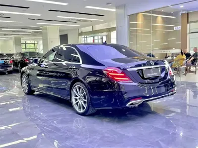 Mercedes-Benz S-Class 2021, 69000 км, за 498000 CNY