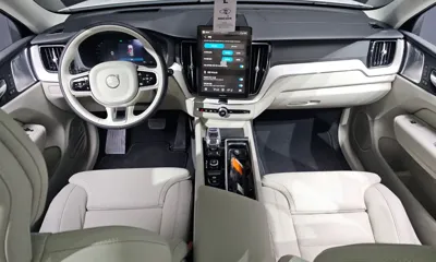 Volvo XC60 2026, 14 км, за 79990000 KRW - фото 7